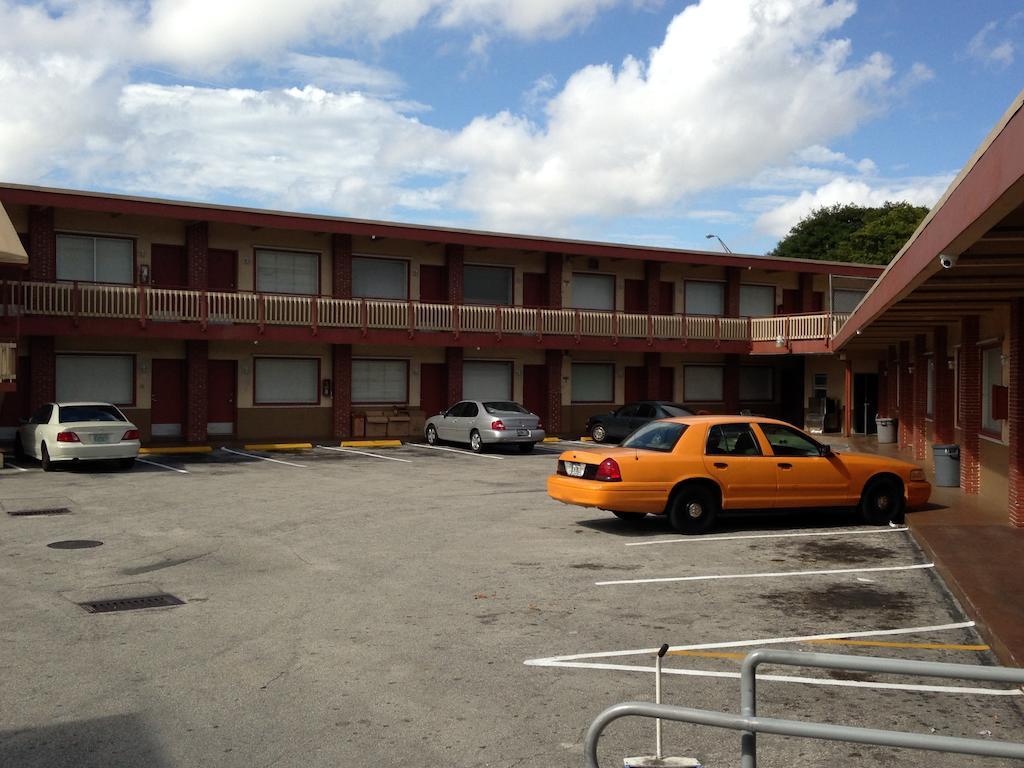 Palacio Inn Motel Miami Springs Exterior foto